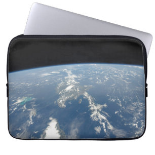 Die Sahara-Staubwolke fliegt nach Westen in den At Laptopschutzhülle