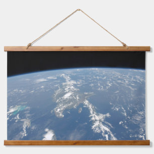 Die Sahara-Staubwolke fliegt nach Westen in den At Wandteppich Mit Holzrahmen