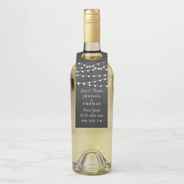 Die Saitenleuchten auf der Chalkboard-Hochzeitssam Flaschenanhänger (Auf Flasche)