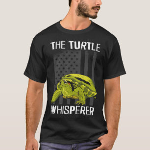Die Schildkröte flüstert die amerikanische Flagge T-Shirt