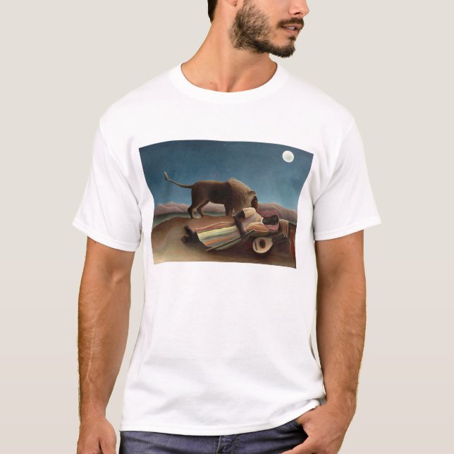 Die schlafende Sinti und Roma, Henri Rousseau T-Shirt (Vorderseite)
