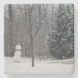 Die Schneemann-Winterszene des Nachbarn Steinuntersetzer