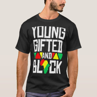 Die schwarze Geschichte Afrikas mit jungem und sch T-Shirt