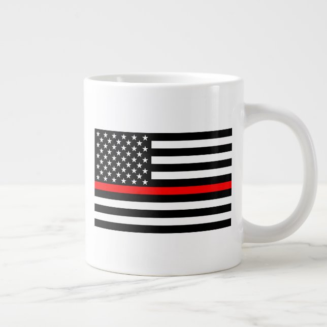 Die schwarze und weiße US-Flagge der dünnen roten  Jumbo-Tasse (Rechts)