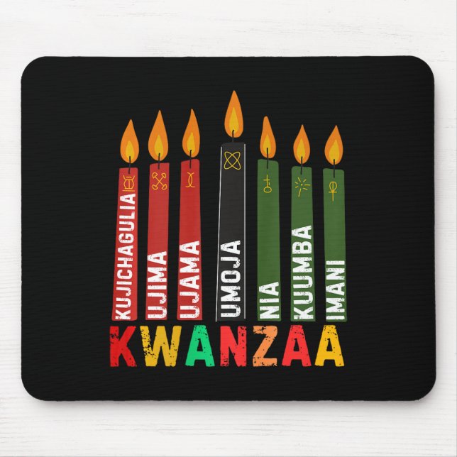 Die sieben Prinzipien von Kwanzaa Kinara Happy Kwa Mousepad (Vorne)