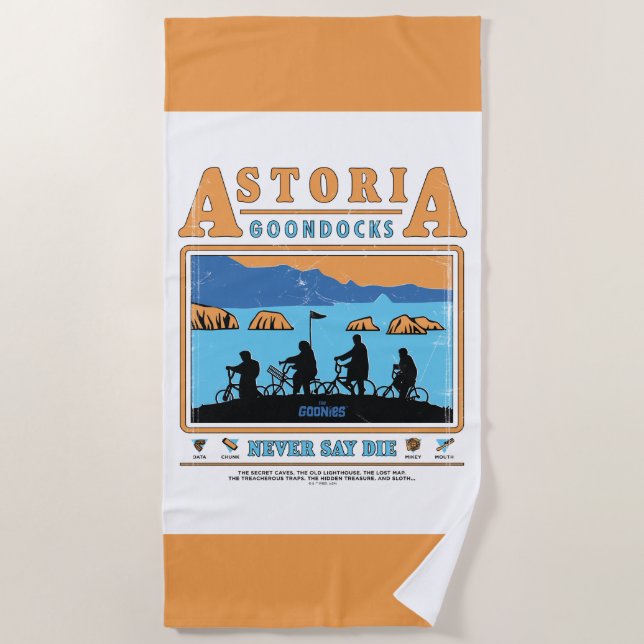 Die Silhouetten der Goonies über Astoria Goondocks Strandtuch (Vorderseite)