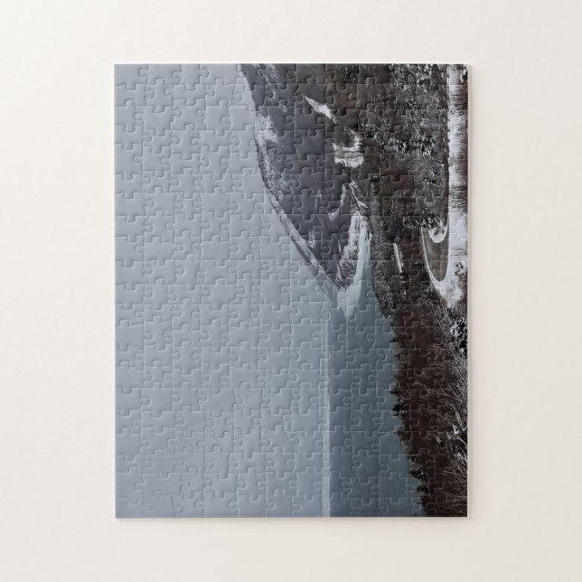 Die snowy-Seite der Spur Puzzle (Vertikal)