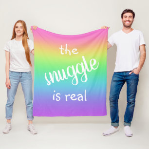Die Snuggle ist ein richtiges Funny Rainbow Fleece