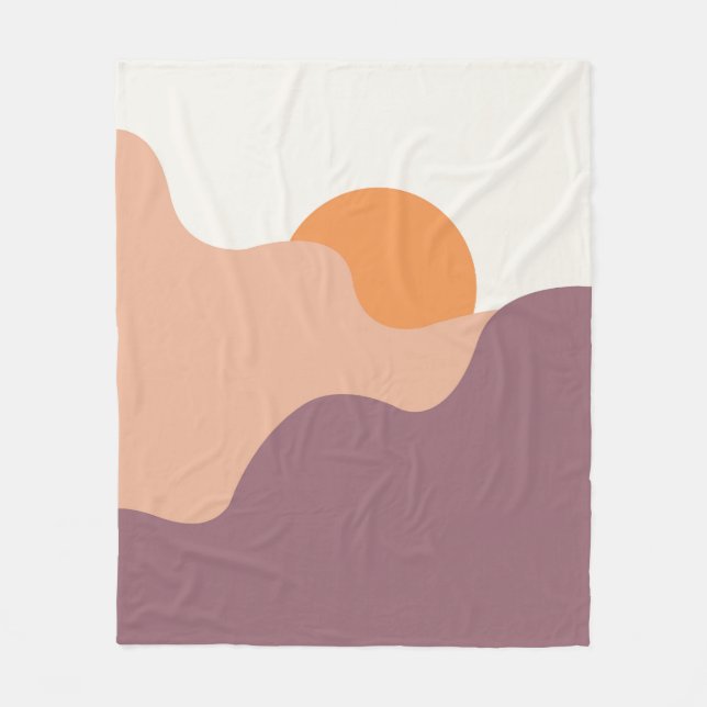 Die Sonne geht hinter den lila Hügeln herunter Fleecedecke (Vorderseite)