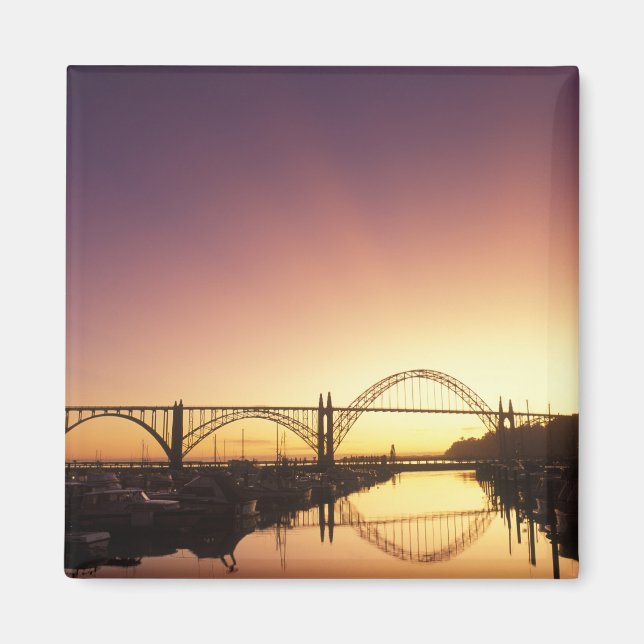 Die Sonne hinter der Newport Bridge, Oregon Magnet (Vorne)