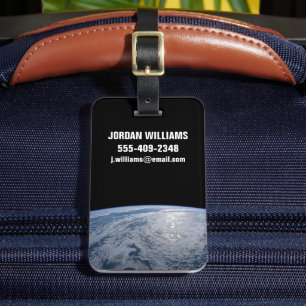 Die Sonne strahlt auf dem Südpazifik. Gepäckanhänger