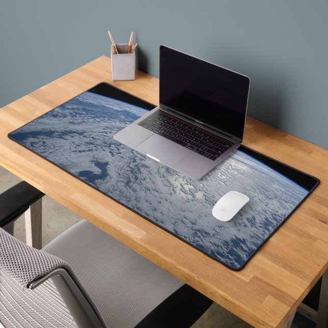 Die Sonne strahlt auf dem Südpazifik. Schreibtischunterlage (Büro 2)