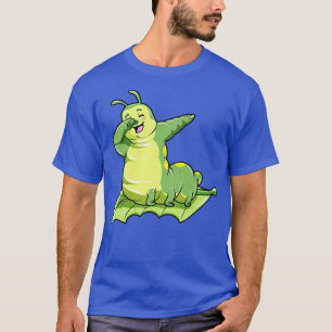 Die sonnige Raupe auf einem Blatt beim Stöbern T-Shirt