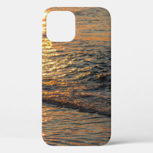 Die Spiegelung des Sonnenuntergangs auf dem schöne Case-Mate iPhone Hülle