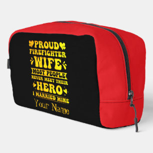 Die Stärke der Feuerwehrfamilien würdigen Waschbeutel