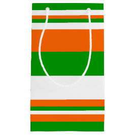 Die Streifen sind grün, weiß und orange Kleine Geschenktüte