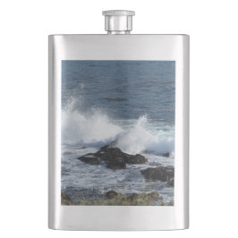 Die Surfanlage im Pazifischen Ozean Flachmann