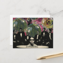 Die surrealistische Badewannen-Zuschauer-Collage Postkarte