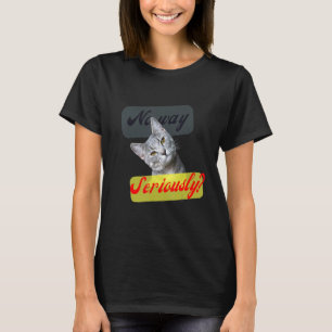 Die süße graue Katze ist nicht ernst. T-Shirt