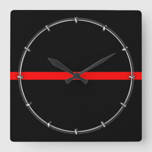 Die symbolische Thin Red Line-Grafik auf einer Quadratische Wanduhr