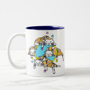 Die Tag-Orange Tabbies des glücklichen Zweifarbige Tasse
