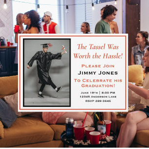 Die Tassel war die mürrische Graduierungspartei we Einladung