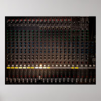 Die Taste am Audio-Mixer