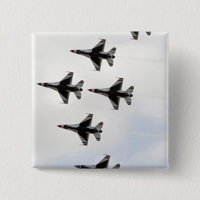 Die Thunderbirds bilden eine 6-Schiff Delta-Format Button (Vorderseite)