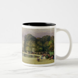 Die Tuileries Gärten, mit dem Arc de Triomphe Zweifarbige Tasse