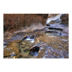 Die U-Bahn entlang der Links Gabelung der Jungfrau Fotodruck