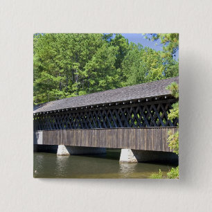 Die überdachte Brücke Stone Mountain bei Stone Button