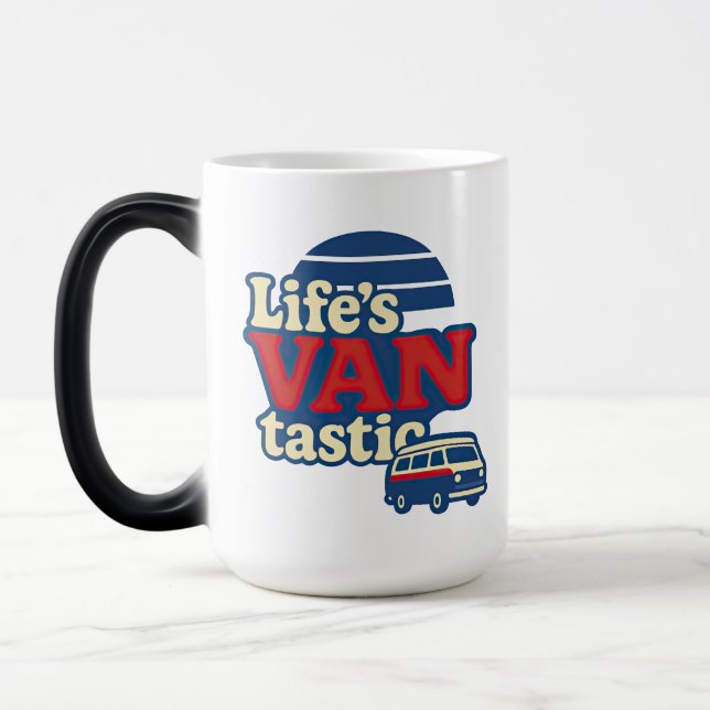 Die VANtastic Red Cream Blue Edition von Life Verwandlungstasse (Links)