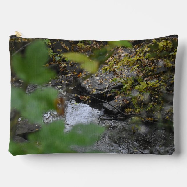 Die Verzauberungen der Erde Zubehörtasche (Vorderseite)