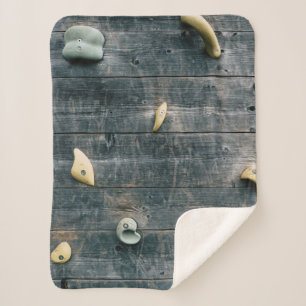 Die Wände sind aus vierbraunem Holz Sherpadecke