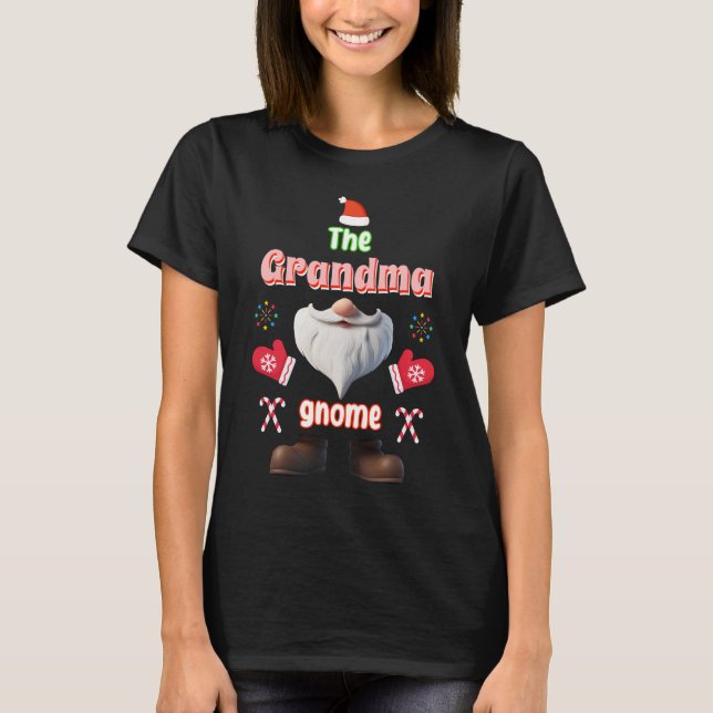 Die Weihnachtsfamilie Oma Gnome T-Shirt (Vorderseite)