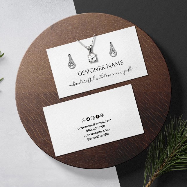 Die weiße, klassische und schicke Schmuckkarte Visitenkarte (Von Creator hochgeladen)