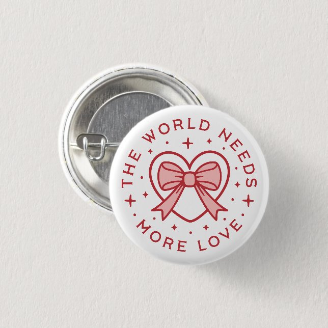 Die Welt braucht mehr Liebe, Preppy Button (Vorne & Hinten)