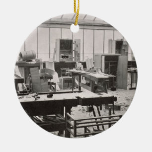 Die Werkstatt des Tischlers, von den Werkstätten Keramik Ornament