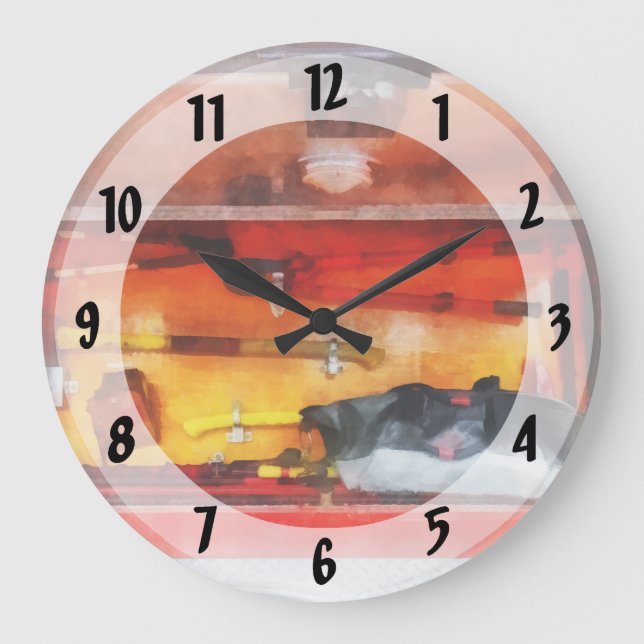 Die Werkzeuge der Feuerwehr Große Wanduhr (Vorderseite)