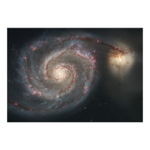 Die Whirlpool-Galaxie M51 und Begleiter im Weltrau Fotodruck
