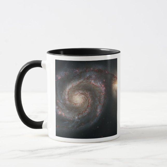 Die Whirlpool-Galaxie (M51) und die Begleitgalaxie Tasse (Links)