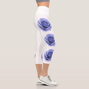 Die zerbrechliche Schönheit einer Rose Capri Leggings
