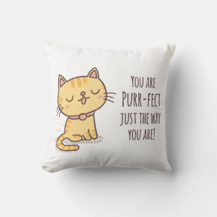 Die Zimmerdekoration ist korrekt Kissen