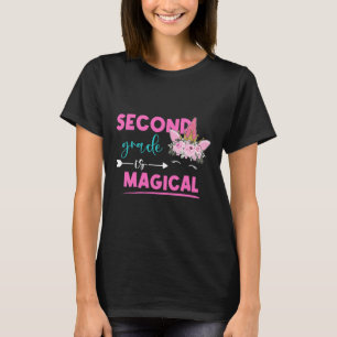 Die zweite Klasse ist ein magisches Einhorn 2. Kla T-Shirt