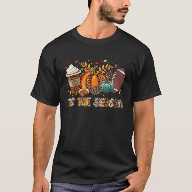 Dies ist die Jahreszeit Pumpkin Spice Football Hal T-Shirt (Vorderseite)