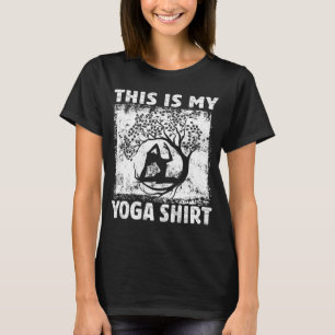 Dies ist mein Yoga Medizin Retro Namaste 3 T-Shirt