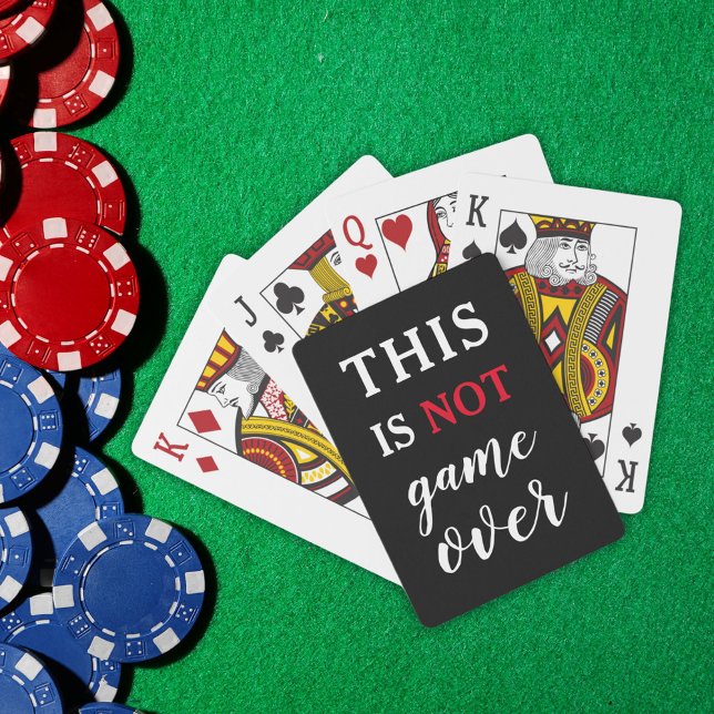 Dies ist NICHT | Humoristische Typografie Funny Fa Spielkarten (Game Over. Humorous Modern Typography Family Funny Poker Card)