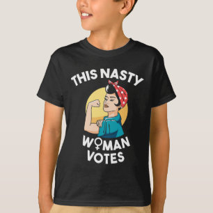 Diese fiese Frau wählt feministisch für Biden und T-Shirt