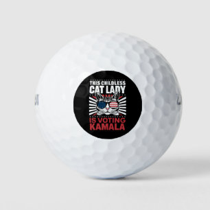 Diese kinderlose Katze-Lady wählt Kamala 2024 Golfball