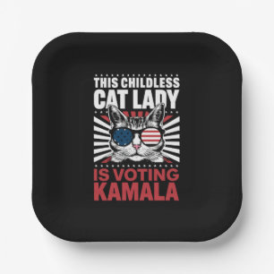 Diese kinderlose Katzenlady wählt Kamala 2024 Pappteller